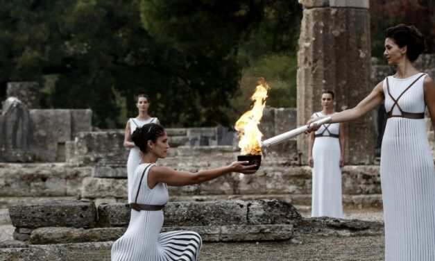 Χωρίς θεατές η τελετή αφής της Ολυμπιακής Φλόγας