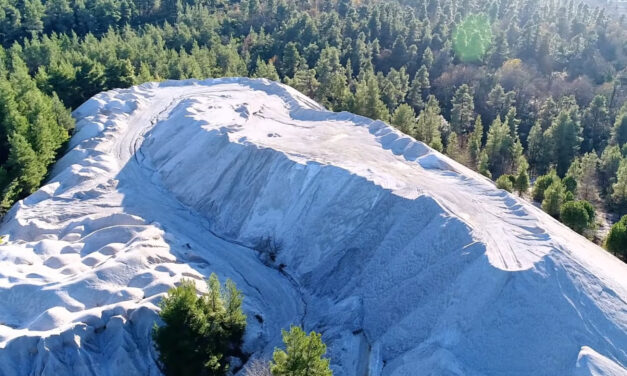 Ο άγνωστος “χρυσός” της Ελλάδας που μοιάζει με χιόνι – To video που έγινε viral