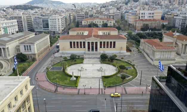 Independent: Έτσι κατάφερε η Ελλάδα να ισιώσει την καμπύλη του κορωνοϊού