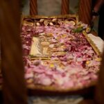 «Η ζωή εν τάφω…»: Η Μεγάλη Παρασκευή από άκρη σε άκρη στην Ελλάδα