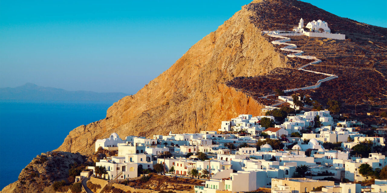 Αυτό το ελληνικό νησί υμνεί η Sun: “Εκεί πηγαίνουν διακοπές οι ντόπιοι”