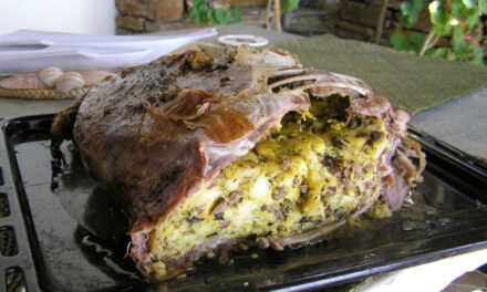 Κάντο όπως στην Άνδρο! Συνταγή για τον πασχαλινό Λαμπριάτη