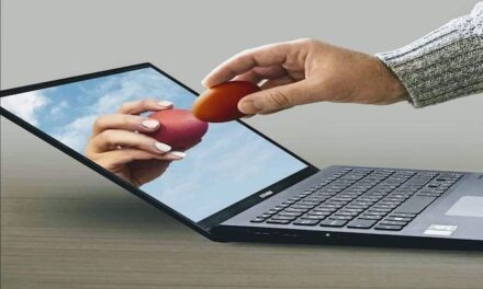 Το e-Πάσχα είναι γεγονός – Πως θα γιορτάζει η Ελλάδα στα χρόνια του κορωνοϊού