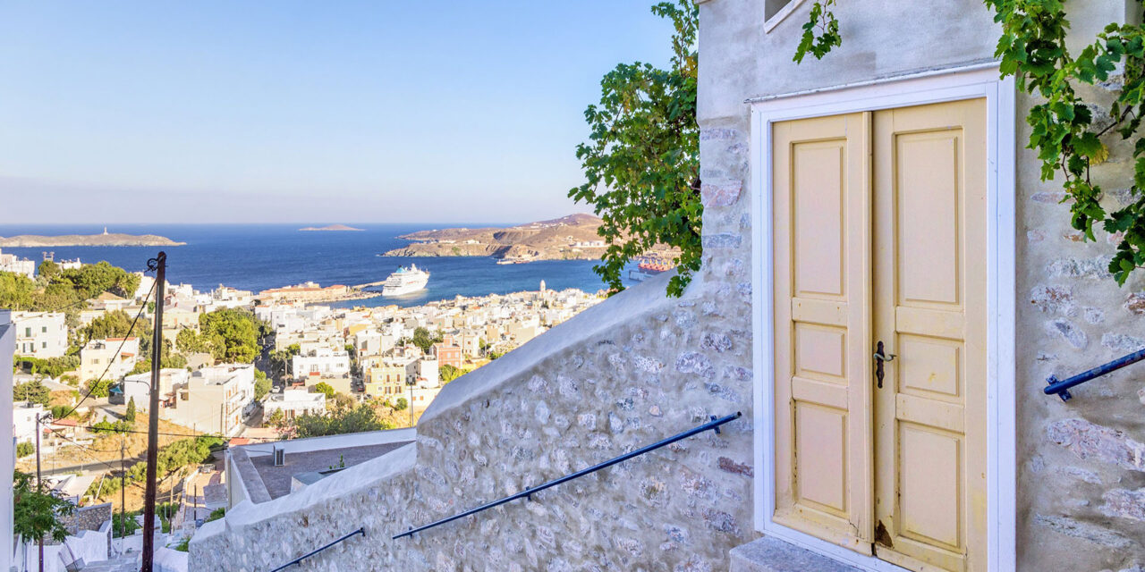 “Μια μικρή… Ιταλία στην Ελλάδα”: Η Daily Mail αποθεώνει ένα πανέμορφο κυκλαδονήσι