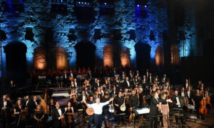 Επίδομα 800 ευρώ σε καλλιτέχνες και ανθρώπους του Πολιτισμού