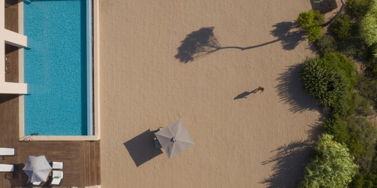 To καλοκαίρι μας περιμένει στην Costa Navarino