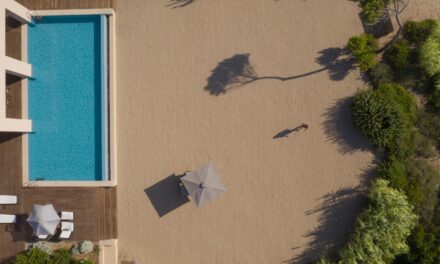 To καλοκαίρι μας περιμένει στην Costa Navarino