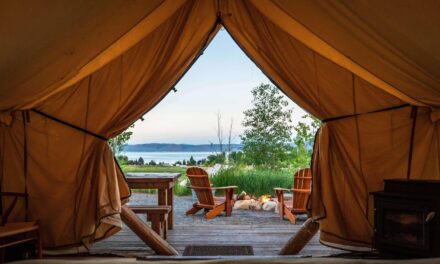 Glamping: Ο εναλλακτικός τρόπος διακοπών που έρχεται και στην Ελλάδα
