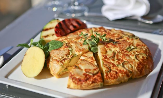 Φρουτάλια: Αυτή η ομελέτα έχει άρωμα από Κυκλάδες