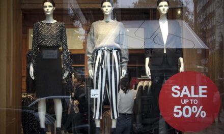 Άρση μέτρων: Ποια καταστήματα ανοίγουν σήμερα – Επιστρέφει στα σχολεία η Γ’ Λυκείου