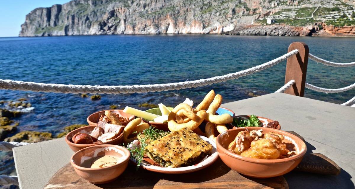 Γαστρονομικό ταξίδι στη Μάνη – 6 γευστικές προτάσεις για καλοφαγάδες ταξιδιώτες