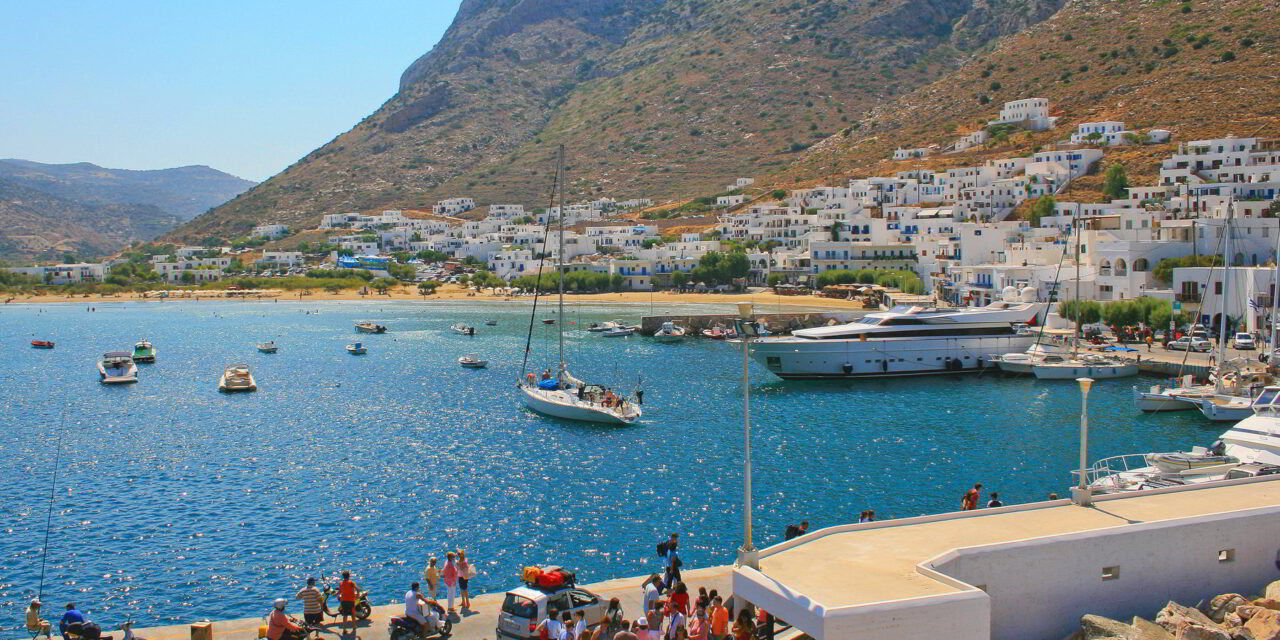 Πλακιωτάκης: Πλωτά ασθενοφόρα για τα νησιά το καλοκαίρι – Σταδιακή αύξηση της πληρότητας των πλοίων