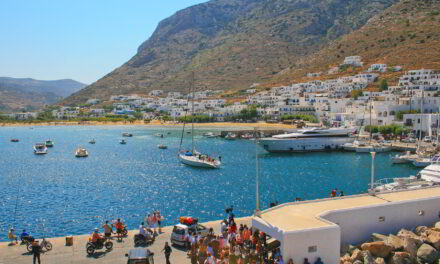 Πλακιωτάκης: Πλωτά ασθενοφόρα για τα νησιά το καλοκαίρι – Σταδιακή αύξηση της πληρότητας των πλοίων