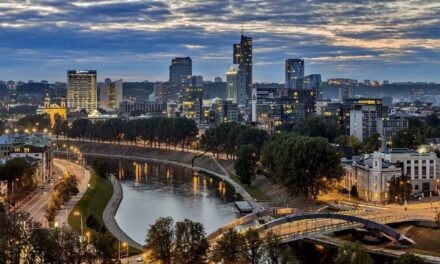 Λιθουανία: Σε ένα τεράστιο υπαίθριο καφέ θα μεταμορφωθεί το Βίλνιους