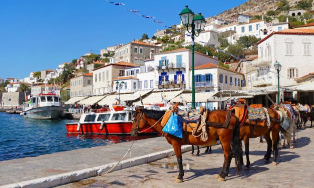 Ο Guardian αποθεώνει την Ύδρα: “Έτσι μυρίζει ο παράδεισος”