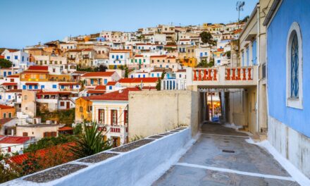 Κέα: Το νησί με την άγρια ομορφιά που απέχει μία ώρα από την Αθήνα