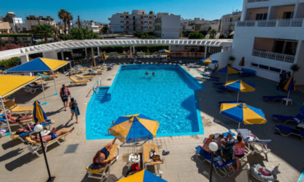 ΟΑΕΔ: Μέχρι πότε ισχύουν οι επιταγές Κοινωνικού Τουρισμού 2021 -2022