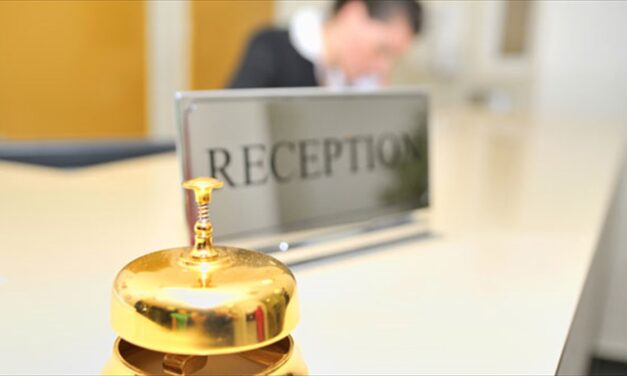 Εντυπωσιακή αύξηση άνω του 18% στις απευθείας κρατήσεις ξενοδοχείων για το Πάσχα