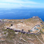 Οι Βρετανοί ταξιδιώτες ψήφισαν Άνδρο ως τον καλύτερο περιπατητικό προορισμό της Ελλάδας για το 2025