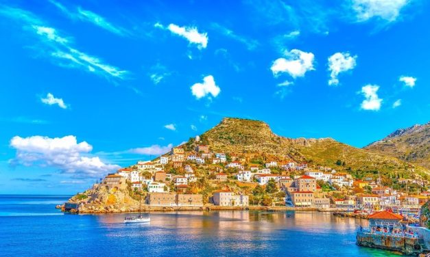 Το Bloomberg υμνεί τα νησιά του Αργοσαρωνικού