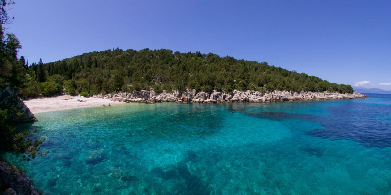 Η Ελλάδα μεταξύ των πρωταθλητών της Ευρώπης στα καθαρά νερά κολύμβησης