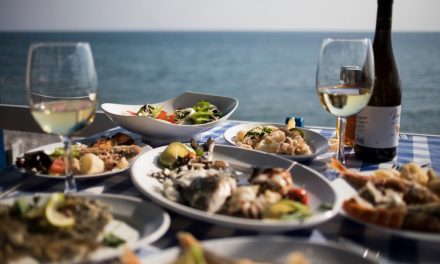 Αυτά τα νησιά πρέπει να επισκεφθείτε αν αγαπάτε το καλό φαγητό