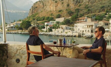 “Trip to Greece”: Στους κινηματογράφους η ταινία-ύμνος στο ελληνικό καλοκαίρι