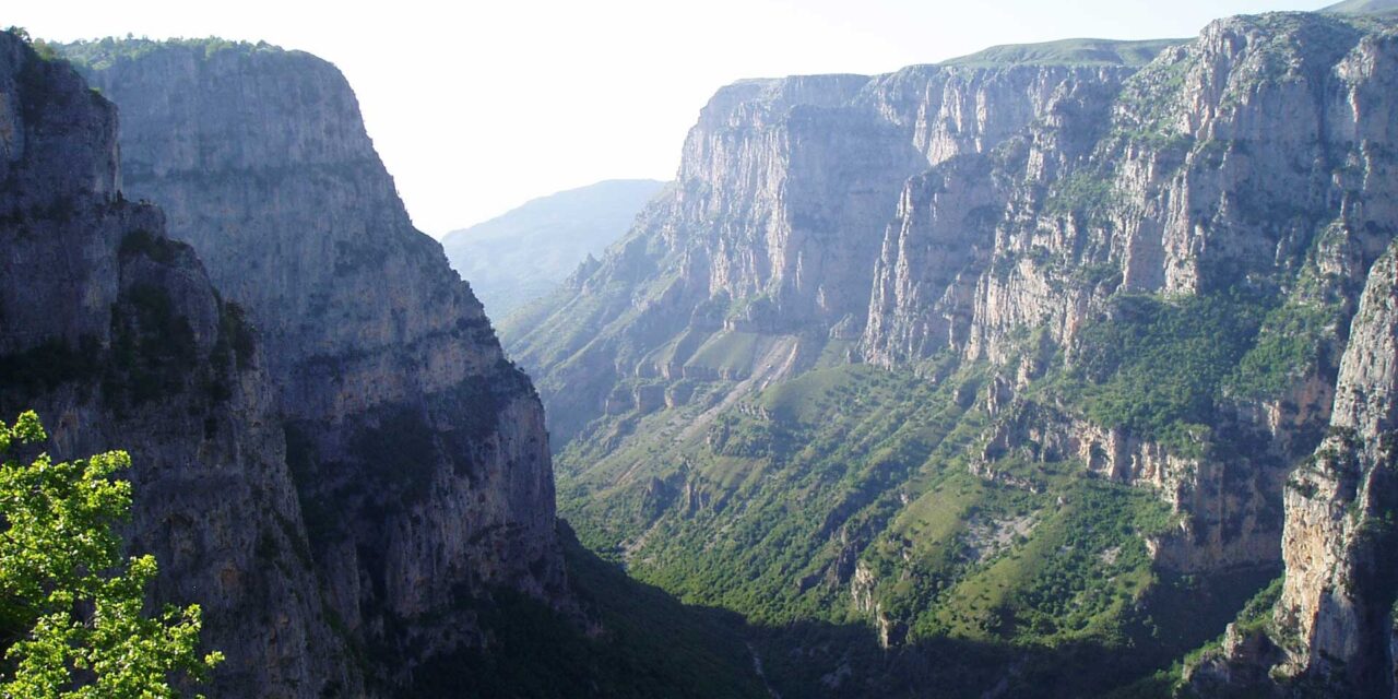 Το Φαράγγι του Βίκου αντιλαλεί μελωδίες κλαρίνου – Η πιο πρωτότυπη συνάντηση μουσικών