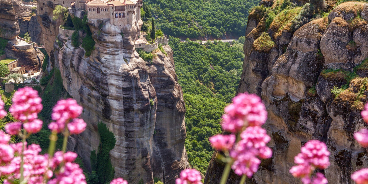Πρωτομαγιά: 5 προορισμοί ιδανικοί για ανοιξιάτικες αποδράσεις