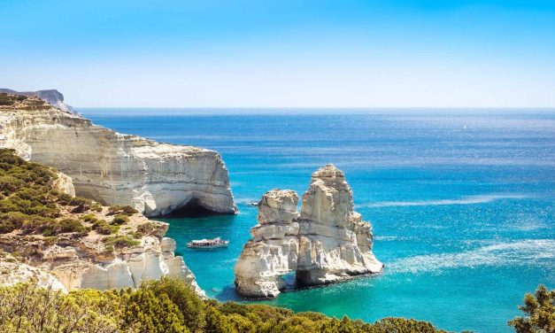 Το BBC εξυμνεί τη Μήλο – Προβολή μέσω video clip από Ουκρανό τραγουδιστή