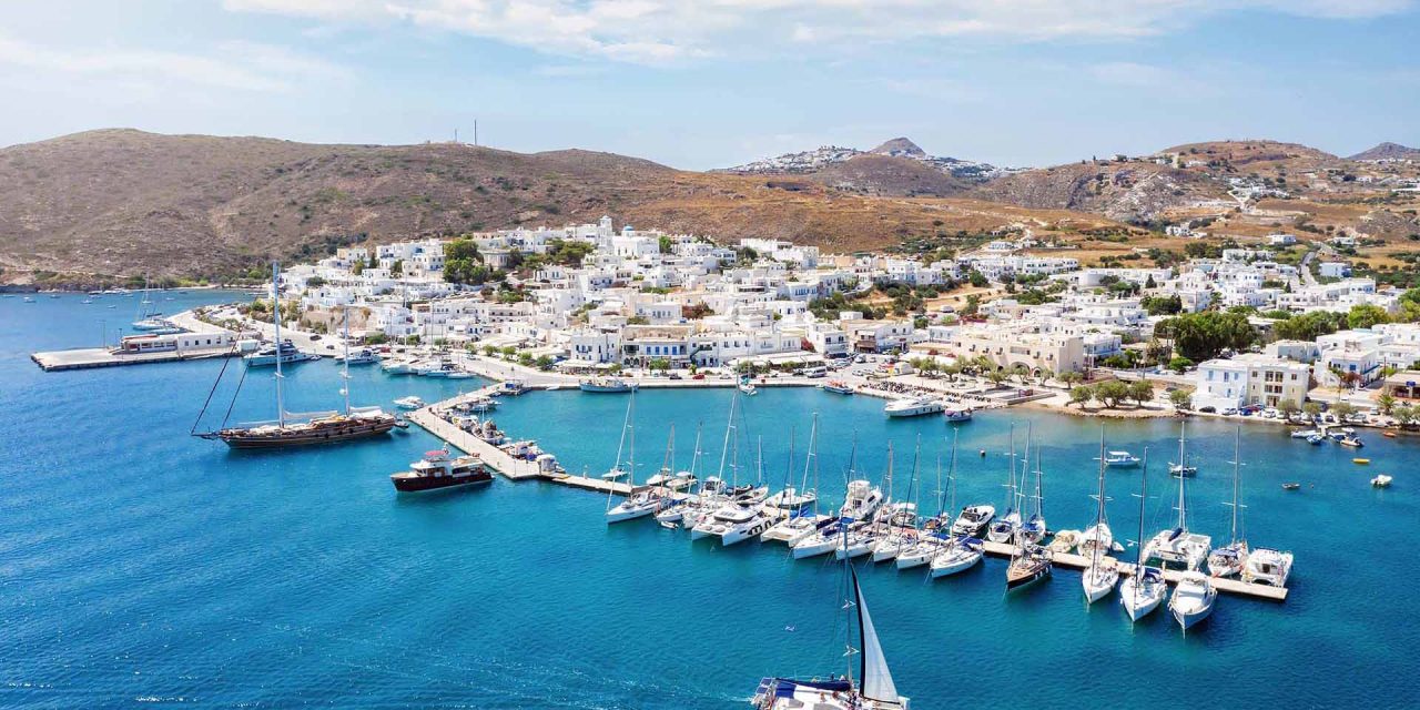 Αυτό το κυκλαδίτικο νησί αποθεώνουν διεθνείς οίκοι μόδας