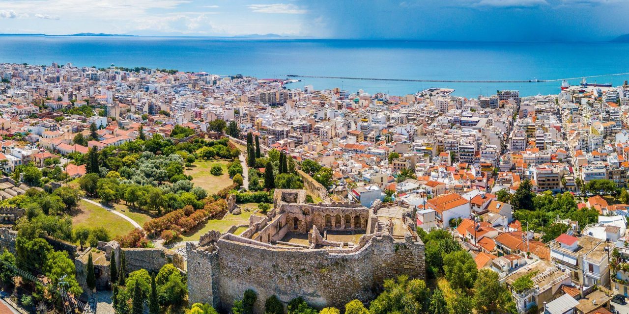 Εκδρομή στην Πάτρα; Όλα όσα πρέπει να δεις μέσα σε ένα ΣΚ