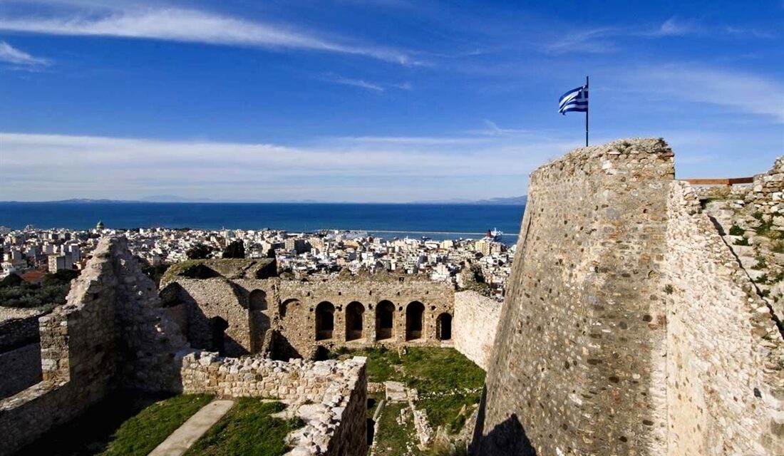 Εκδρομή στην Πάτρα; Όλα όσα πρέπει να δεις μέσα σε ένα τριήμερο