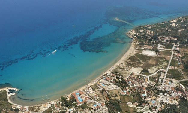 Τσιλιβί: Το παραθαλάσσιο χωριό της Ζακύνθου που σας καλεί για μία μίνι απόδραση