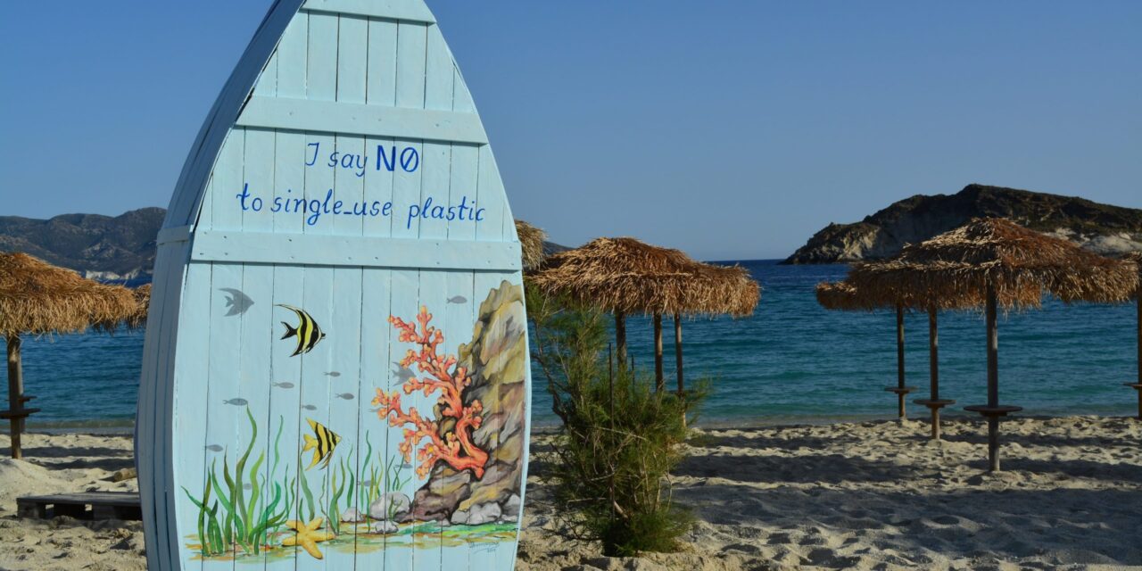 Μετέτρεψαν βάρκες σε βιβλιοθήκες και το αποτέλεσμα εντυπωσιάζει – Δείτε που