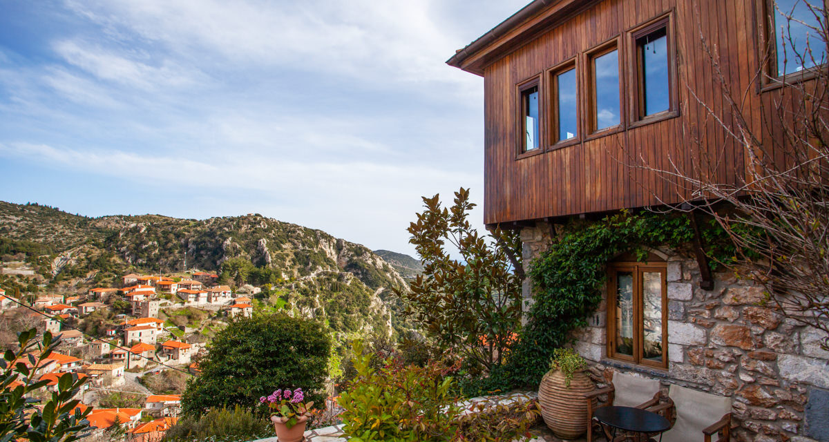 “Μπελλαίικο”: Εκεί όπου η ζεστή φιλοξενία συναντά το μεγαλείο της φύσης