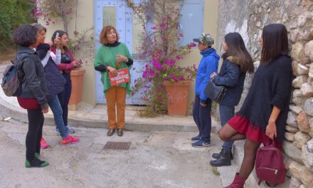 Athens Walking Tours: Περιήγηση στις κρυφές γωνιές της Αθήνας