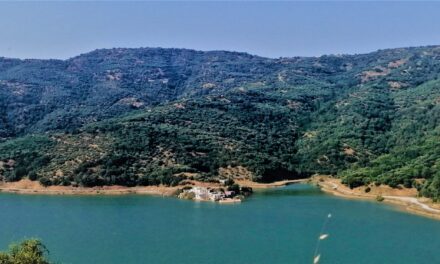 Σφενδύλι: Ένα μισοβυθισμένο χωριό ή αλλιώς… η “Ατλαντίδα” της Κρήτης