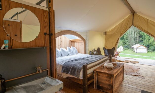 Έρχεται στην Ελλάδα το Glamping –  Το Υπ. Τουρισμού παρουσιάζει το νέο σήμα