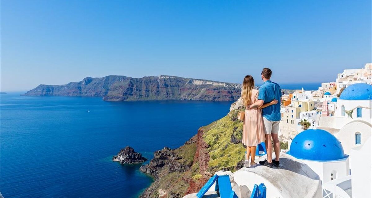 Η Ελλάδα στους κορυφαίους προορισμούς στον κόσμο για γαμήλιο ταξίδι