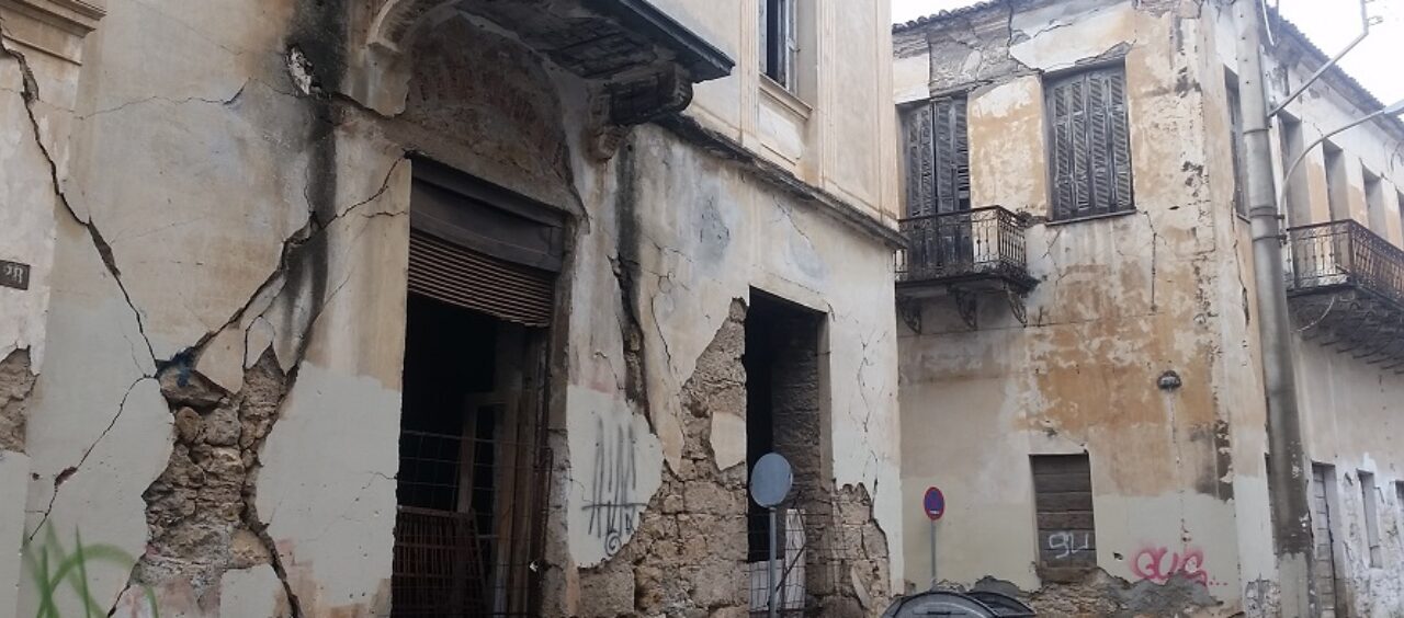 Χατζηδάκης: Σχέδιο άμεσης αντιμετώπισης για τα ετοιμόρροπα κτίρια