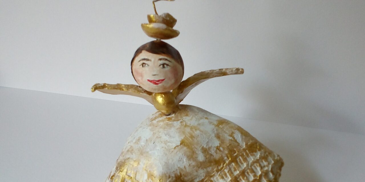 Φτιάχνουμε χριστουγεννιάτικα στολίδια με χαρτί στο διαδικτυακό εργαστήρι του ΠΙΟΠ