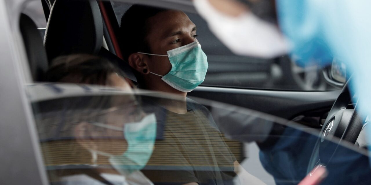 Μάσκες και μέτρα για κορωνοϊό σε ΙΧ και ταξί: Τι ισχυεί σε περίπτωση έκτακτης ανάγκης