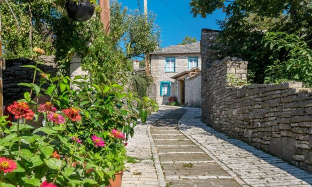 5 μαγικά χωριά για να πάτε μετά την καραντίνα