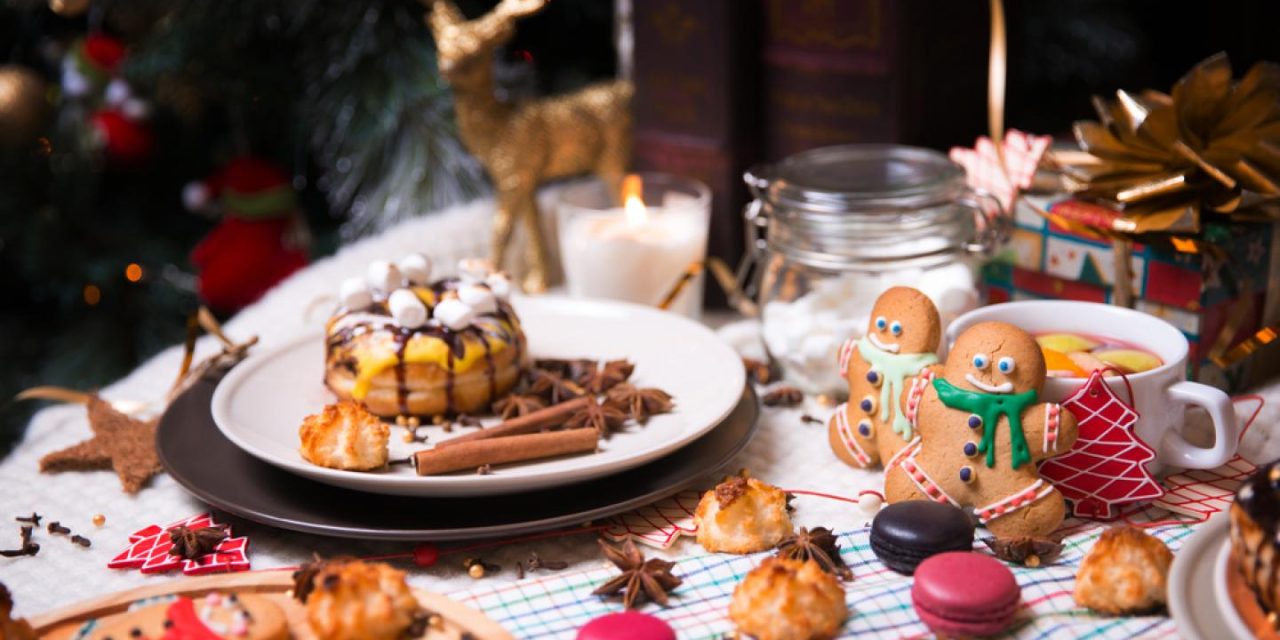Ο γύρος του κόσμου… μέσα από 10 Χριστουγεννιάτικα γλυκά!