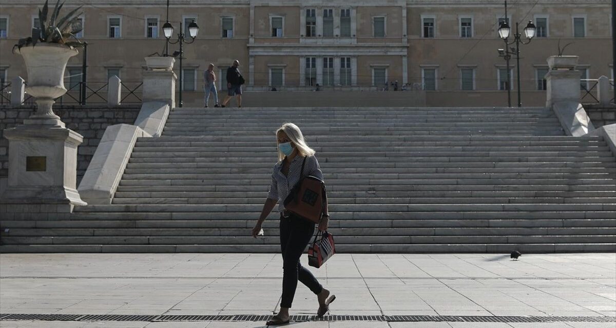 Σε lockdown η χώρα για τρεις εβδομάδες – Όλα τα μέτρα που ανακοίνωσε ο πρωθυπουργός