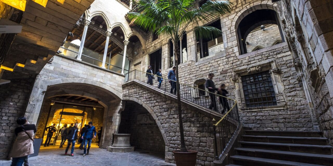 Βόλτα σε μουσεία του κόσμου: Καθίστε αναπαυτικά και… ταξιδέψτε!