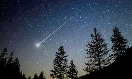 Η φθινοπωρινή βροχή διαττόντων αστέρων κορυφώνεται στην Ελλάδα απόψε το βράδυ