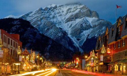 Καναδάς: 400 πολίτες έλαβαν δωροεπιταγή από… έναν άγνωστο Άγιο Βασίλη
