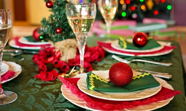 Και τα Χριστούγεννα απαγόρευση κυκλοφορίας 22:00 με 05:00 – Ρεβεγιόν με έως 9 άτομα